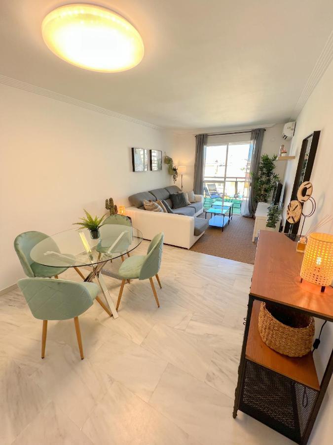 Playaquebrada & Pool Cozy Flat Apartment *